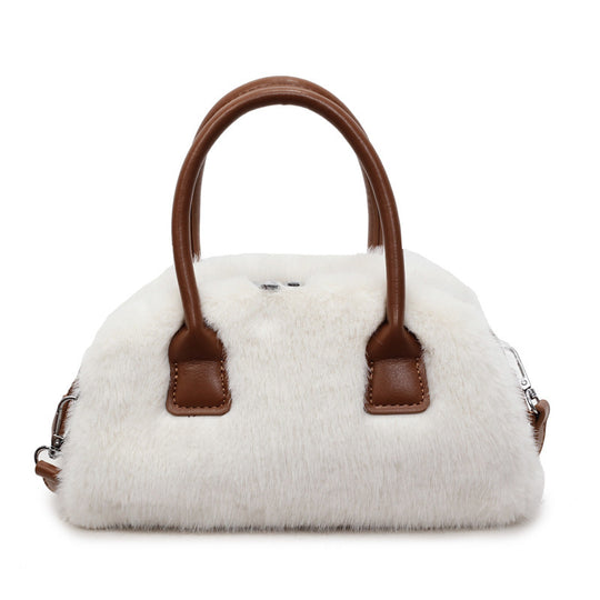 Damenhandtasche aus weichem Kunstfell mit abnehmbarem Schulterriemen Nord Taschen