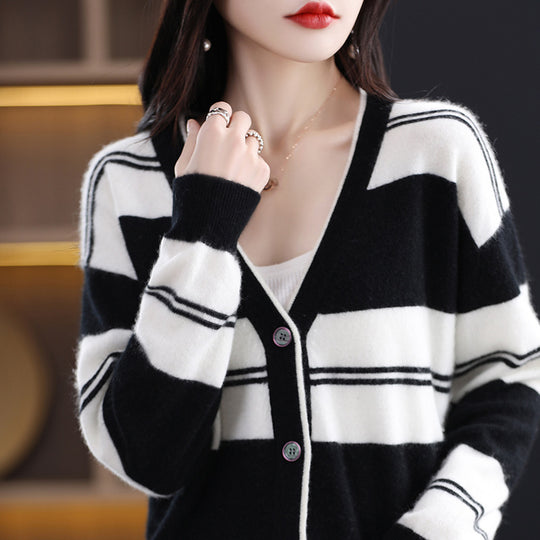 Damen Midilanger Feinstrick-Cardigan mit breiten Blockstreifen, V-Ausschnitt und gerippten Bündchen Nord Taschen