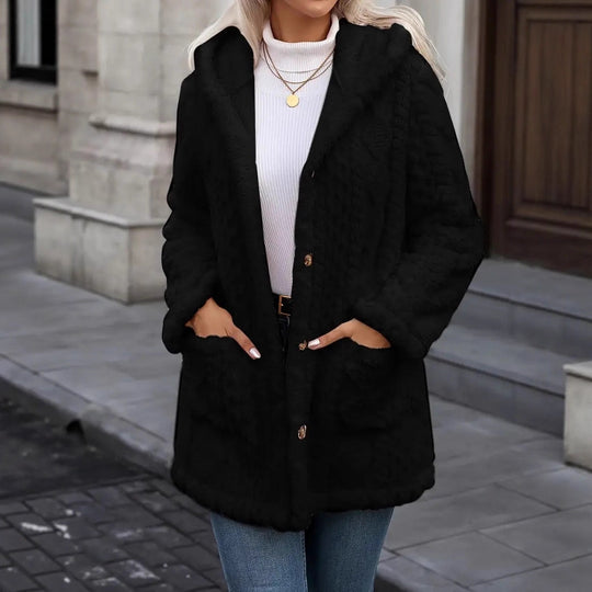 Damen Kuschelige Teddyjacke mit Kapuze, Knopfleiste und aufgesetzten Taschen Nord Taschen