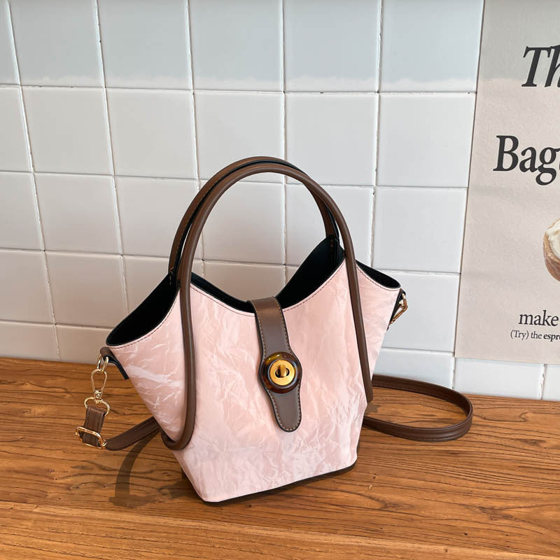 Damen elegante Umhängetasche mit einzigartigem Verschluss und strukturiertem Obermaterial Nord Taschen