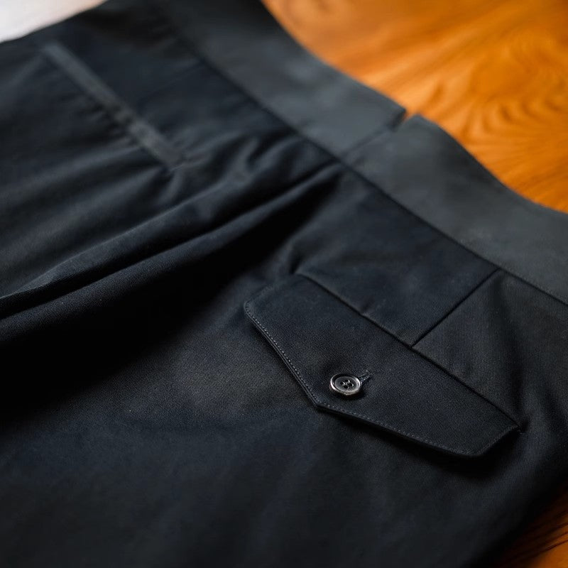 Herren Bundfaltenhose mit verstellbaren Seitenschnallen und Umschlag Nord Taschen