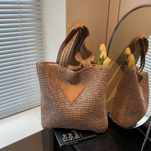 Damen Strandtasche aus handgewebtem Naturmaterial mit eleganter Leder-Applikation Nord Taschen