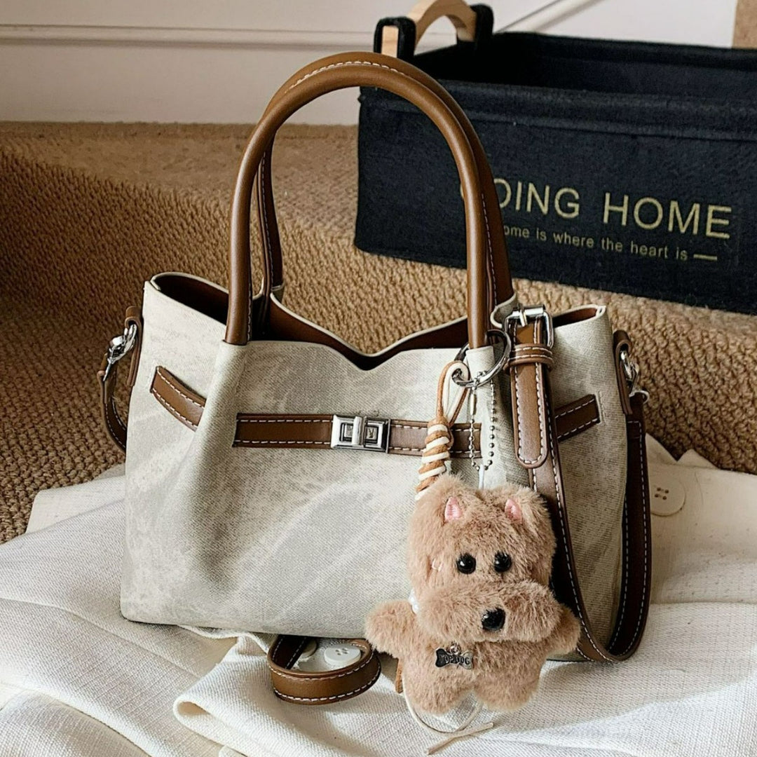 Damen Handtasche im modernen Design mit abnehmbarem Anhänger Nord Taschen