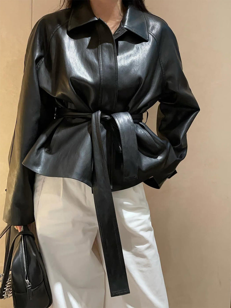 Damen Taillierbare Kunstlederjacke mit Wickelgürtel und kastiger Silhouette Nord Taschen