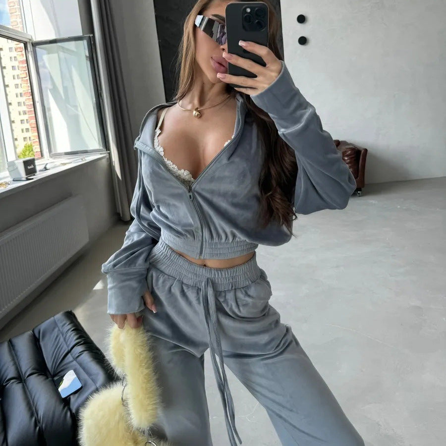 Damen luxuriöser Samt Zweiteiler Jogginganzug mit Cropped Reißverschluss und weiten Hosen Nord Taschen