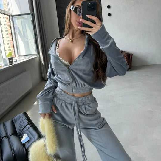 Damen luxuriöser Samt Zweiteiler Jogginganzug mit Cropped Reißverschluss und weiten Hosen Nord Taschen