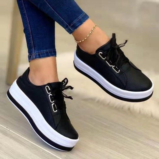 Damen Metallic-Plateau-Sneaker mit mehrschichtiger Komfortsohle und Satin-Schnürung Nord Taschen