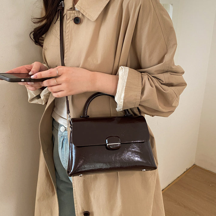 Damen Handtasche mit strukturiertem Design und elegantem Verschluss Nord Taschen