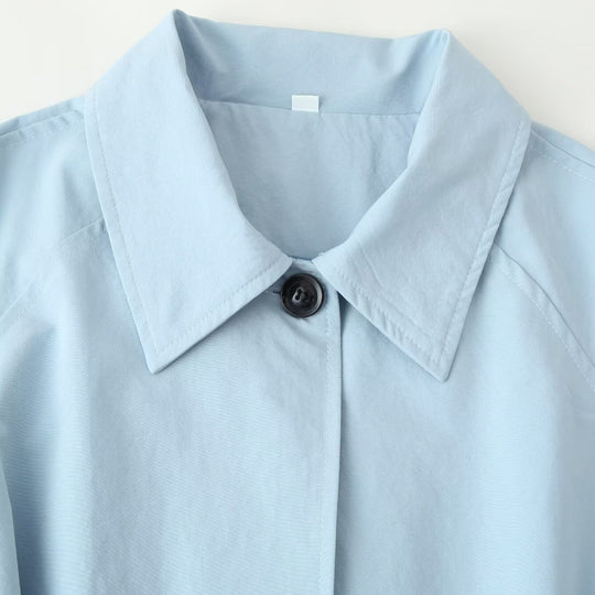 Damen Leichter Maxi-Trenchcoat mit verdeckter Knopfleiste, Bindegürtel und Hemdkragen Nord Taschen