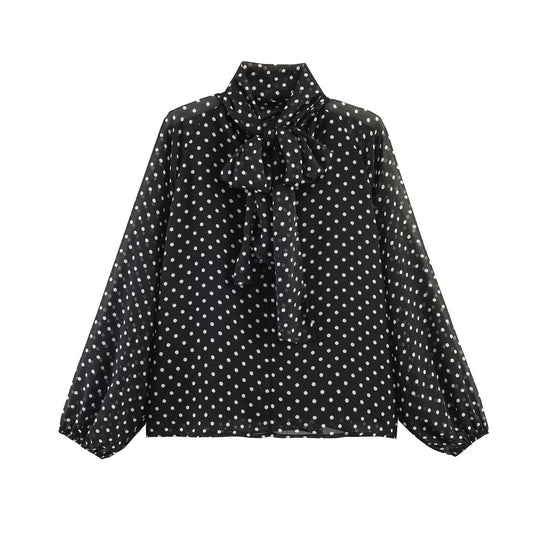 Damen 50+ seidenähnliche Polka‑Dot Schlupfbluse mit Schleifenkragen und Ballonärmeln Nord Taschen