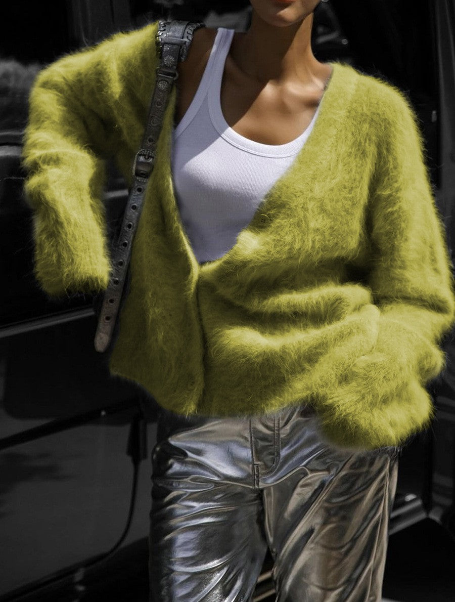 Damen Flauschige Mohair-Optik Strickjacke mit V-Ausschnitt und Oversize-Schnitt Nord Taschen