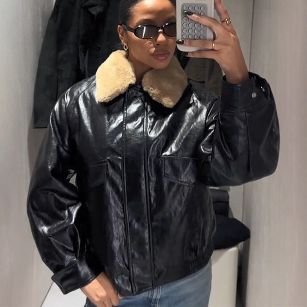 Damen Glänzende Oversize Lederimitat-Bomberjacke mit voluminösem Kunstfellkragen Nord Taschen