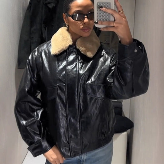 Damen Glänzende Oversize Lederimitat-Bomberjacke mit voluminösem Kunstfellkragen Nord Taschen