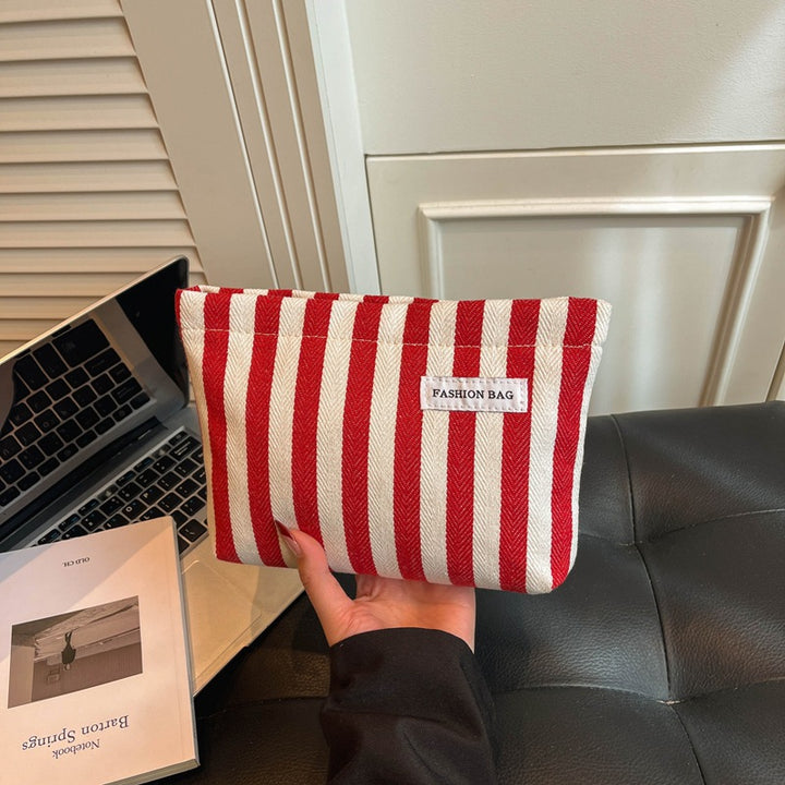 Damen Tasche mit raffiniertem Schleifenmuster Nord Taschen
