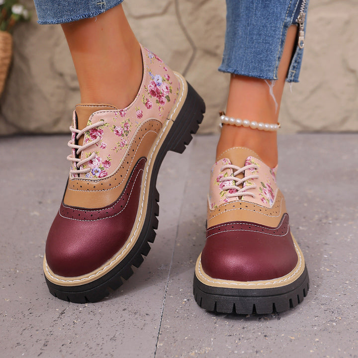 Damen nan Budapester-Schnürschuh mit floralem Print Lacklederbesatz und grober Profilsohle Nord Taschen