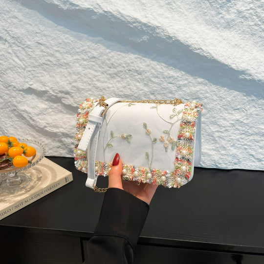 Damen trendige Umhängetasche mit floraler Stickerei Nord Taschen