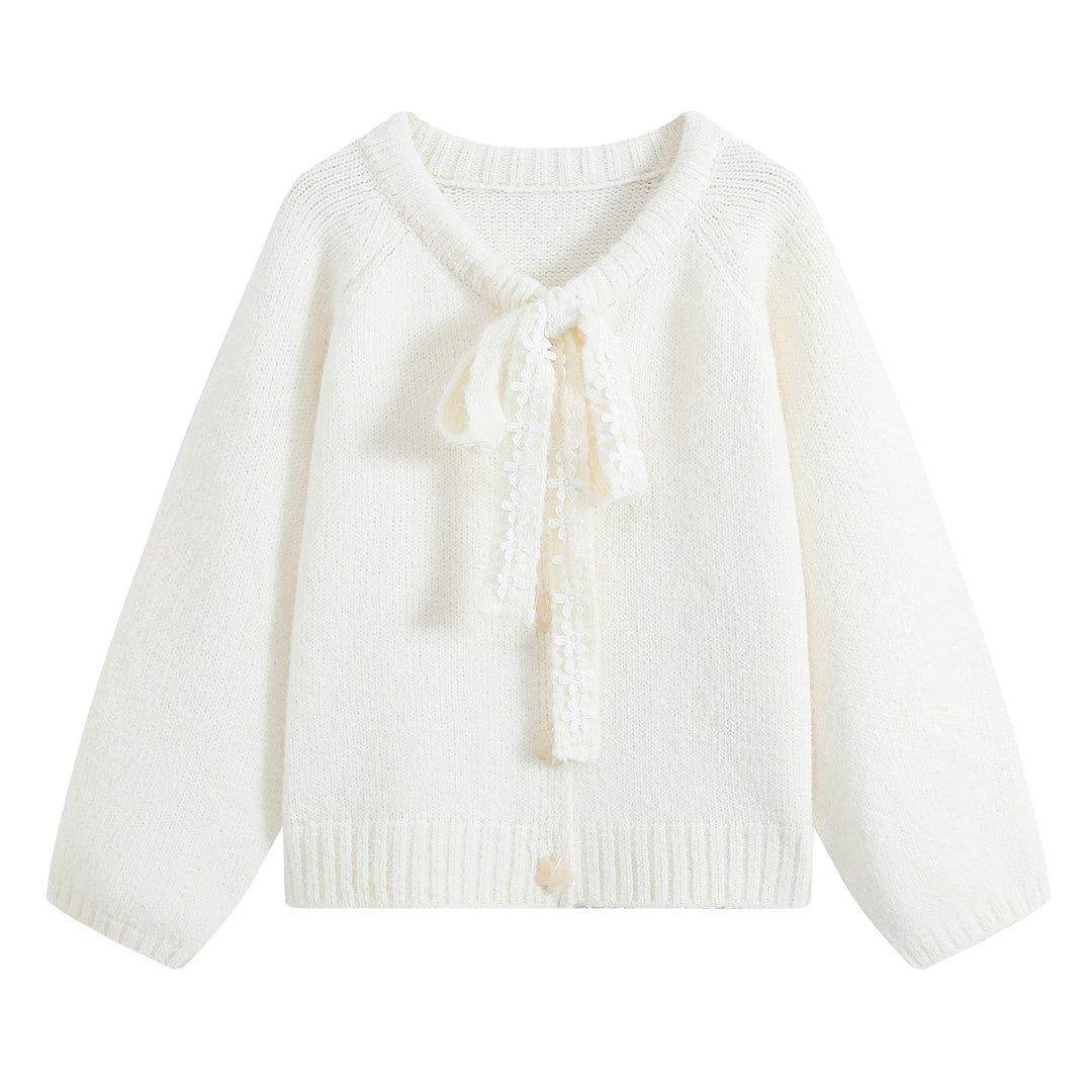 Damen Grobstrick‑Pullover mit floraler Spitzenkordel am Ausschnitt Nord Taschen