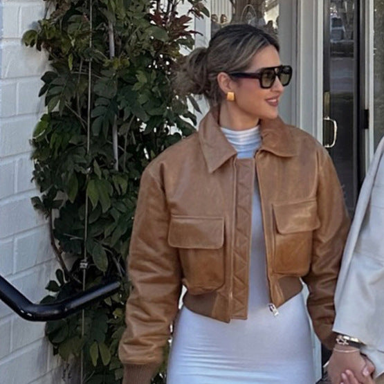 Damen Kurze Lederoptik-Blousonjacke mit großen Pattentaschen und geripptem Bund Nord Taschen