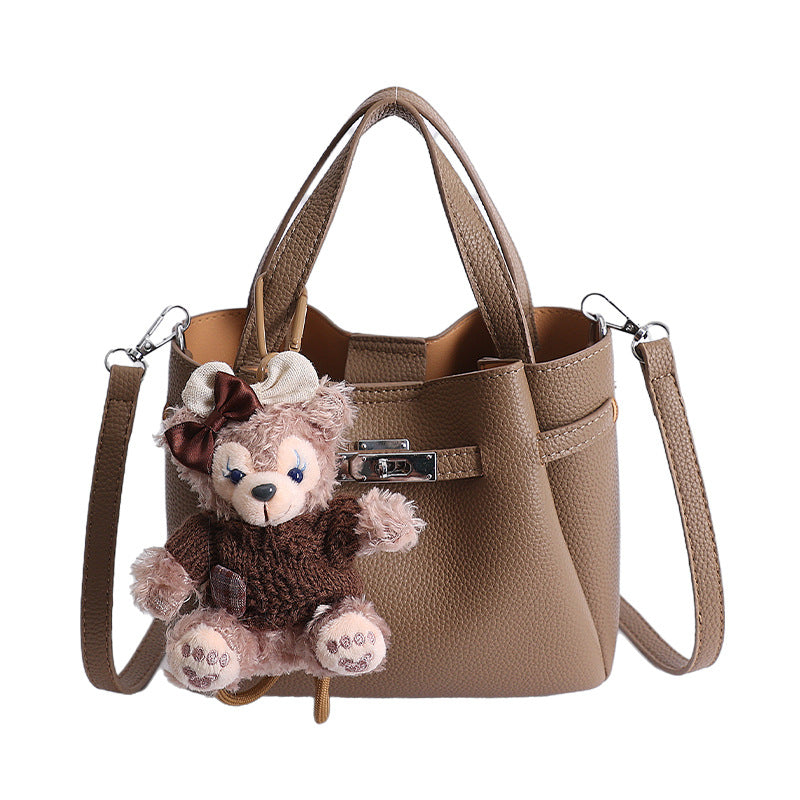 Damen Designer-Handtasche mit süßem Plüschtieranhänger Nord Taschen