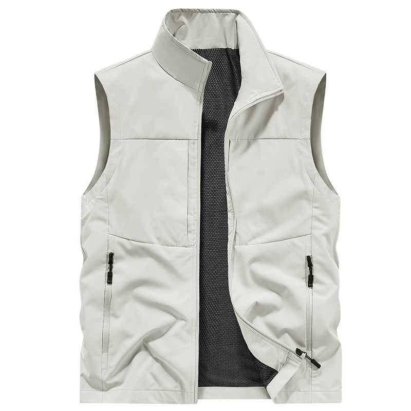 Herren Leichte Outdoor-Utilityweste mit Mesh‑Futter, windabweisender Microfaser und sicheren Reißverschlusstaschen Nord Taschen
