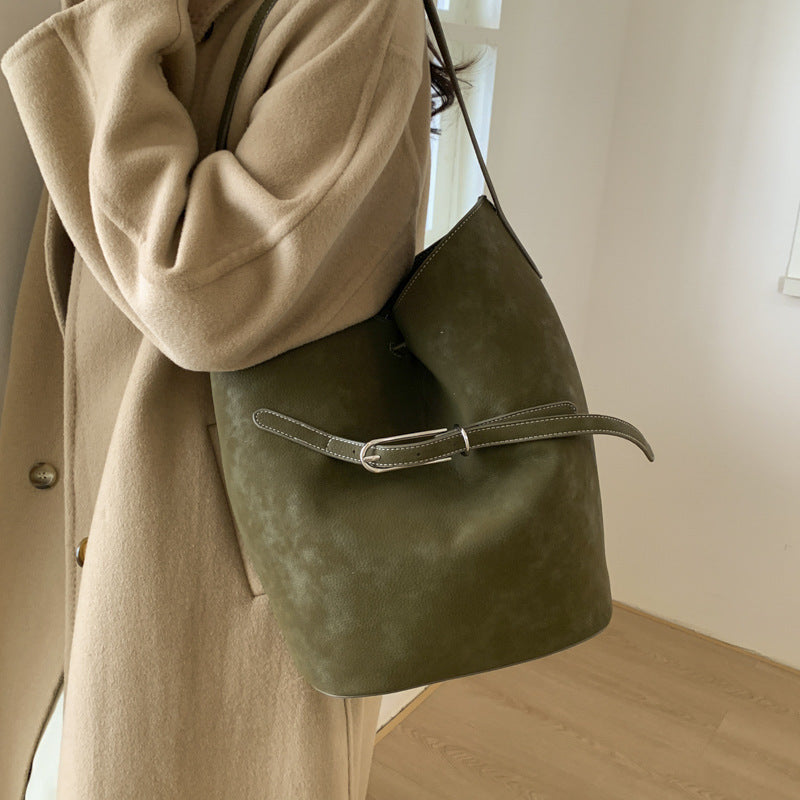 Damen Beuteltasche mit raffiniertem Verschluss Nord Taschen