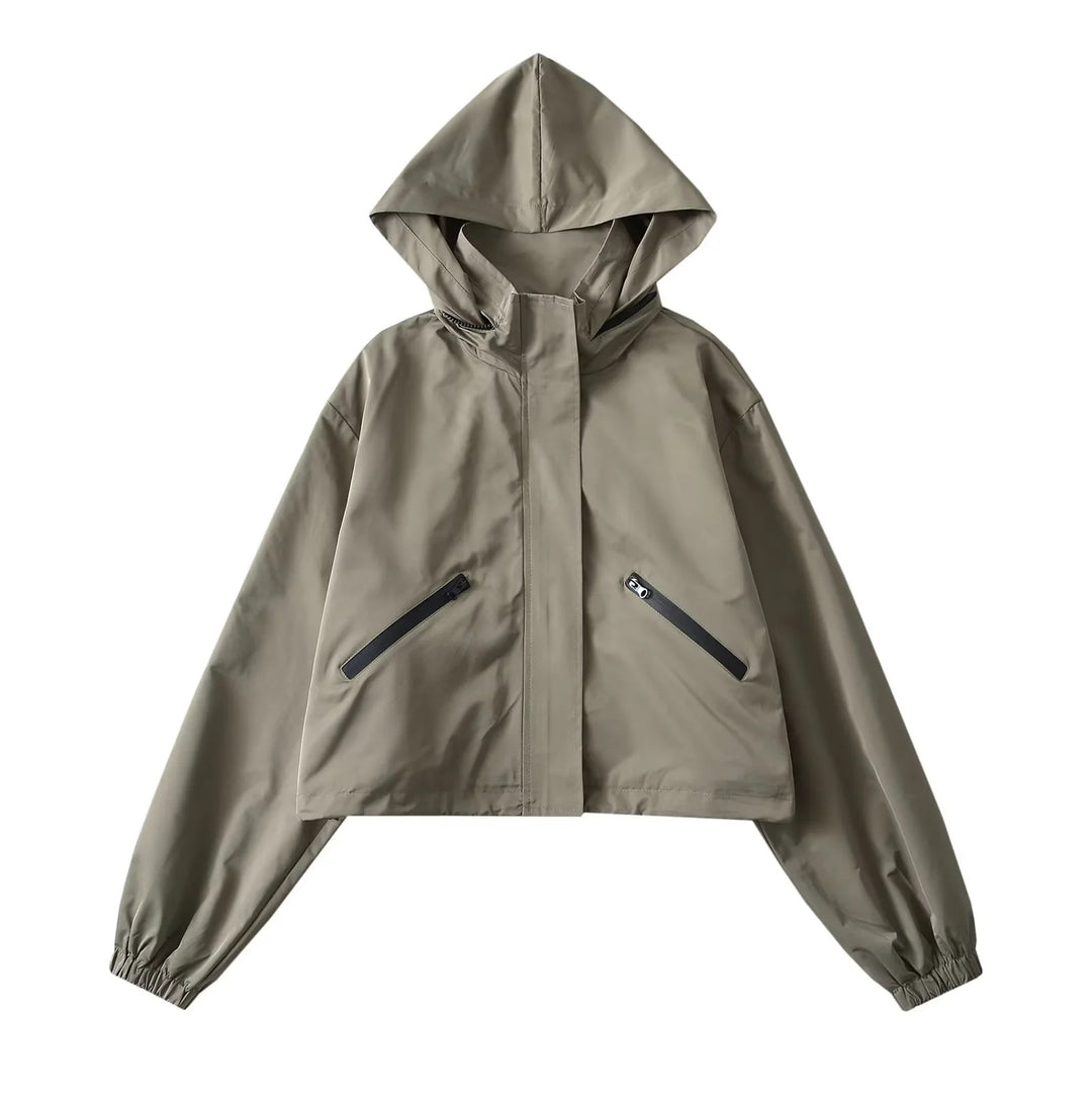 Damen Cropped Regenjacke mit Kapuze, wasserabweisender Tech‑Qualität und schrägen Reißverschlusstaschen Nord Taschen