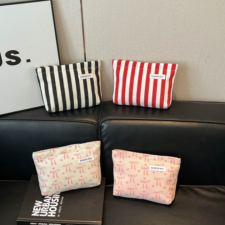 Damen Tasche mit raffiniertem Schleifenmuster Nord Taschen