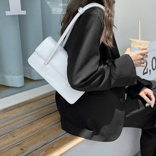 Damen Handtasche mit strukturiertem Kunstleder und stilvollem Klappenverschluss Nord Taschen