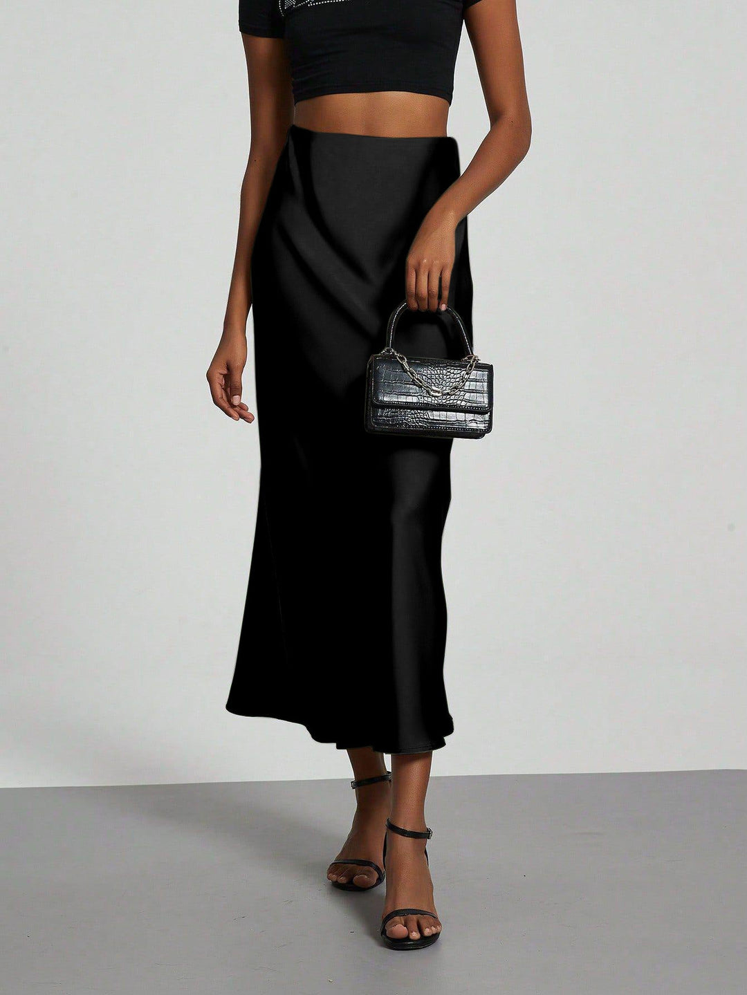 Damen Elegante und fließende Satin Maxiröcke