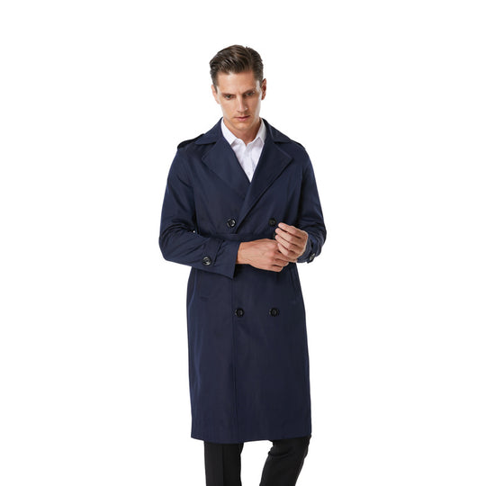 Herren Knielanger Trenchcoat im klassischen Doppelreiher mit Schulterklappen und Taillengürtel Nord Taschen