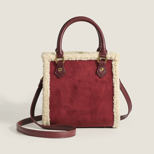 Damen Handtasche mit luxuriösem Kunstfell und praktischem Schulterriemen Nord Taschen