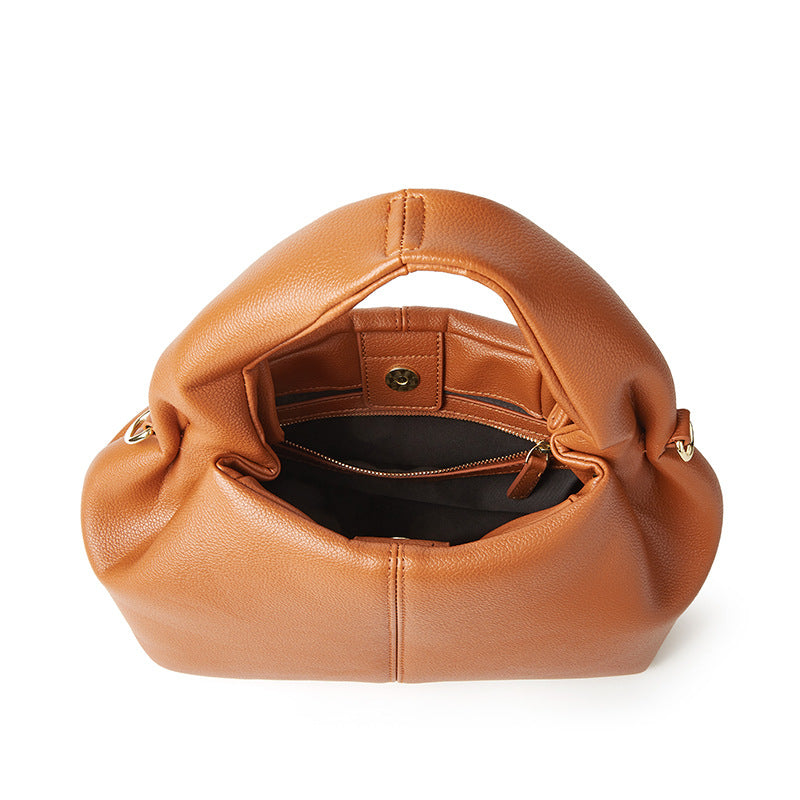 Damen Hobo-Tasche mit eleganter Form und weichen Kunstlederdetails Nord Taschen