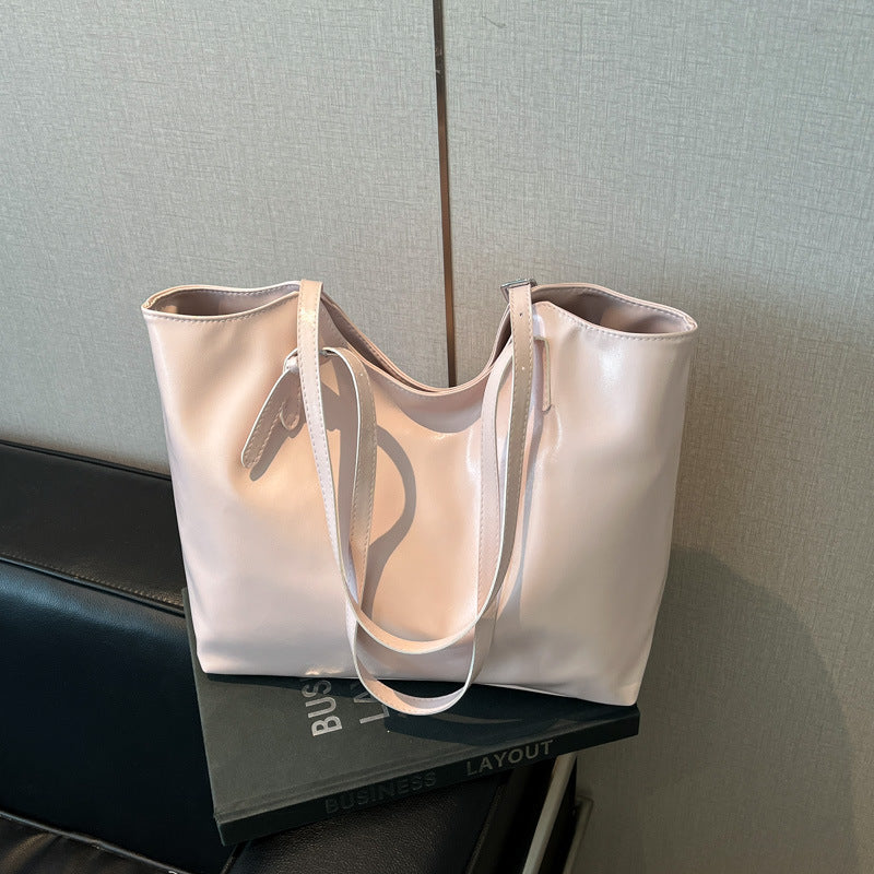 Damen geräumige Tragetasche aus hochwertigem Kunstleder Nord Taschen