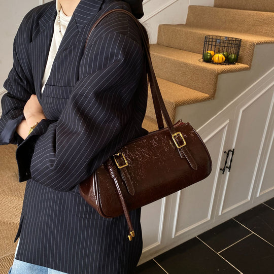 Damen modische Handtasche mit eleganten Schnallen und praktischem Innenfach Nord Taschen