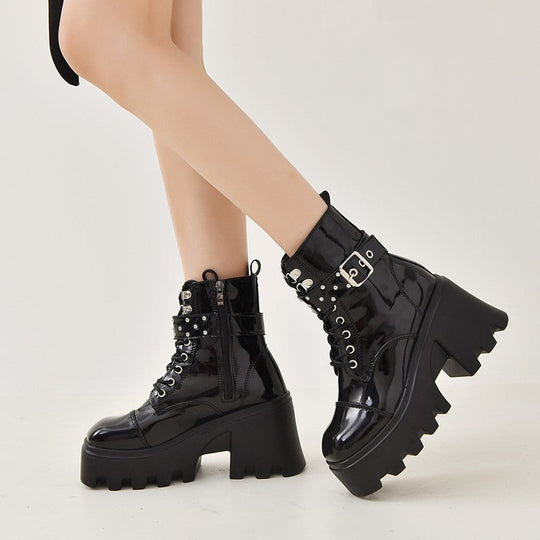 Damen High-Top Stiefeletten mit modischem Schnallen-Detail und robustem Plateau