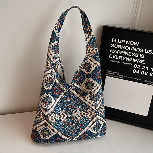 Damen Tasche im modernen Ethno-Design Nord Taschen