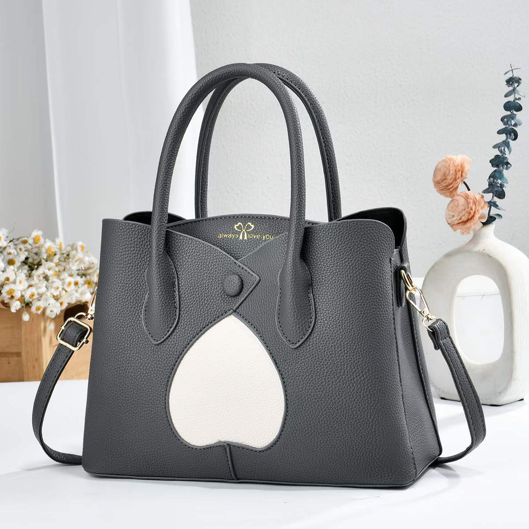 Damen elegante Handtasche mit einzigartiger Herz-Applikation Nord Taschen