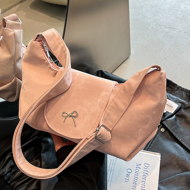 Damen Schultertasche mit elegantem Samtmaterial und verspieltem Schleifendetail Nord Taschen