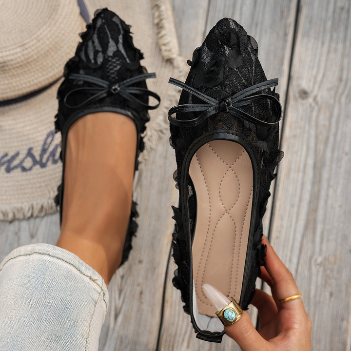 Damen elegante Spitzenschuhe mit floralem Design