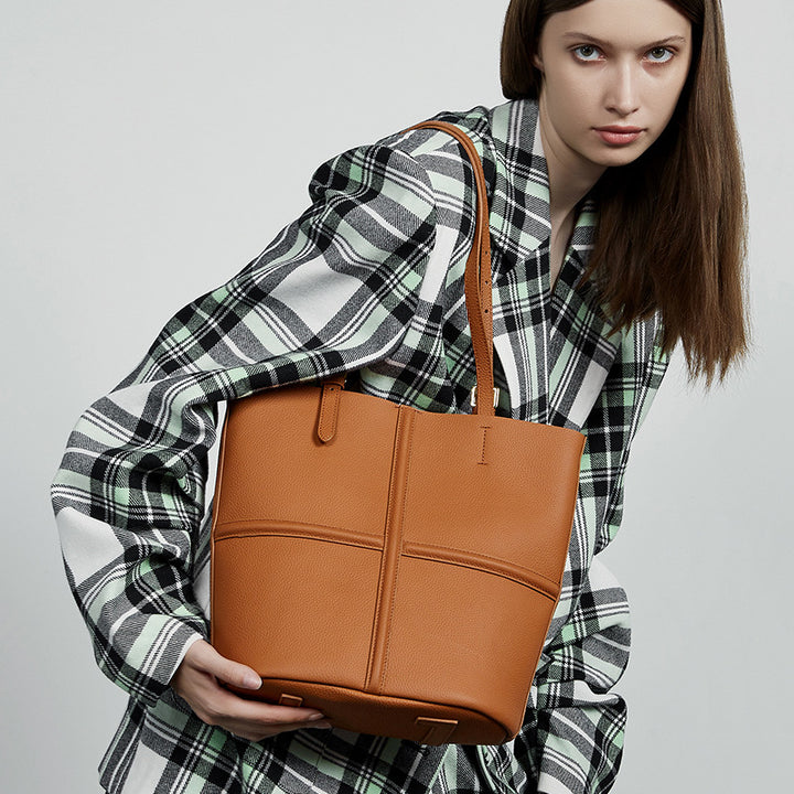 Damen Tasche mit elegantem Tragegriff und geräumigem Innenraum Nord Taschen