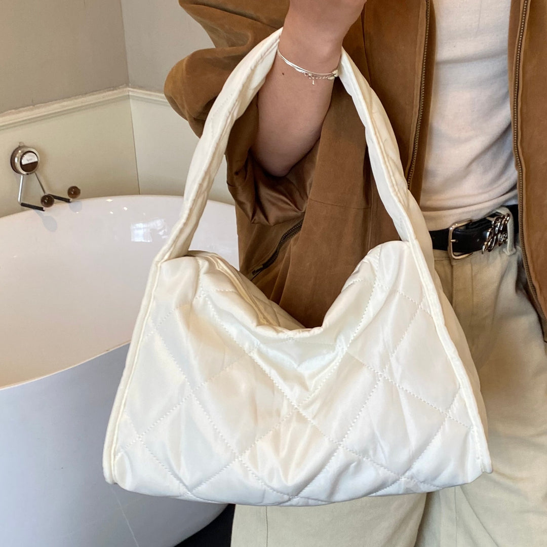 Damen Stepp-Hobo-Tasche aus strapazierfähigem Material Nord Taschen