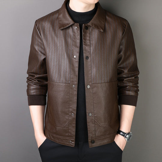 Herren Pinstripe Kunstleder-Truckerjacke mit Druckknopffront und gerippten Bündchen Nord Taschen