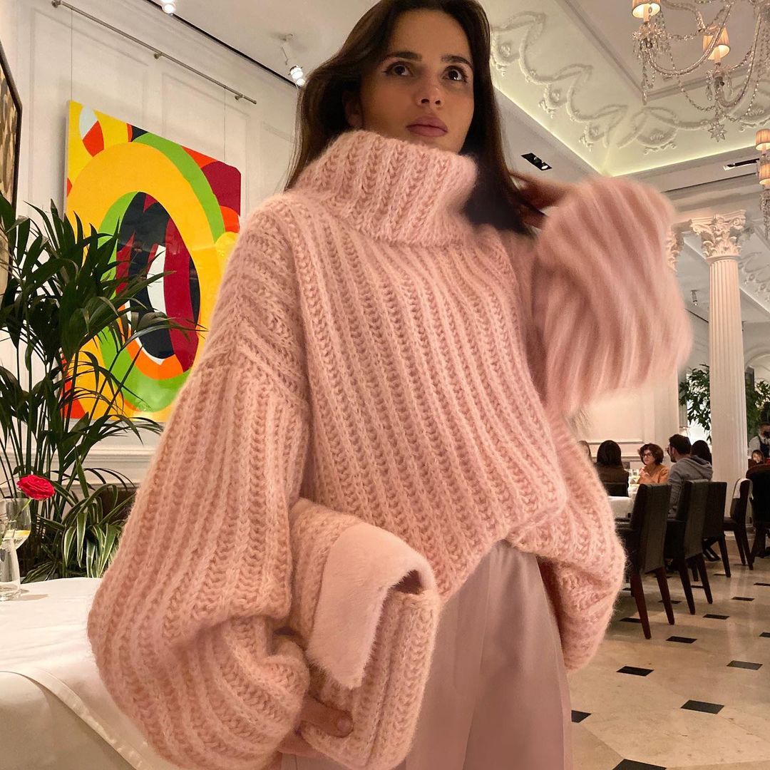 Damen Oversized Grobstrick-Rollkragenpullover mit voluminösen Ärmeln Nord Taschen