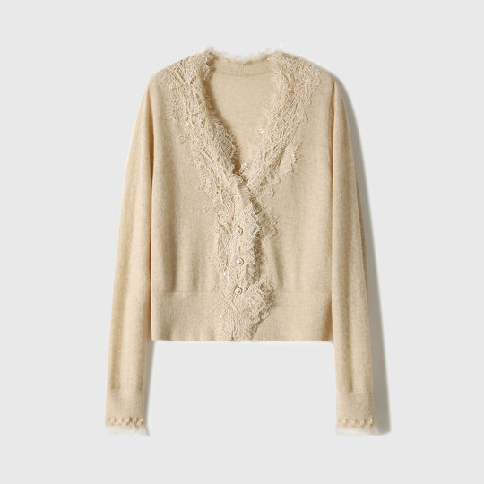 Damen Kurze Mohair-Cardigan mit Spitzenbesatz und Perlenknöpfen Nord Taschen