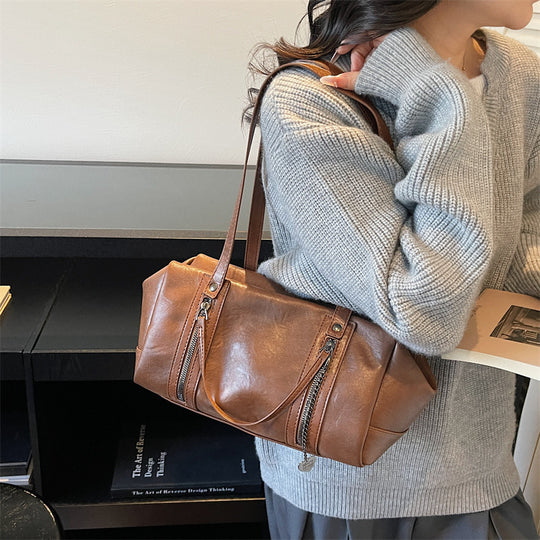 Damen Handtasche aus hochwertigem Kunstleder mit verstellbaren Trageriemen Nord Taschen