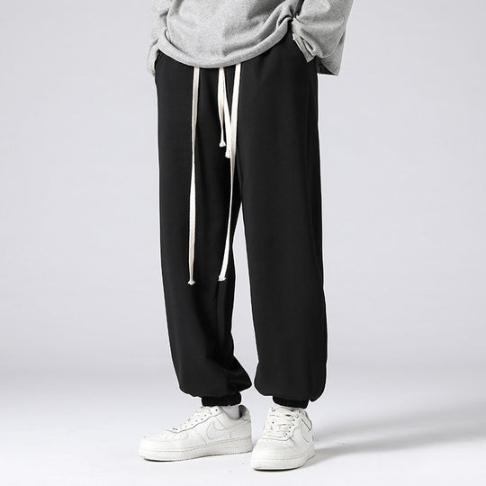 Herren Oversize-Jogginghose mit tiefer Leibhöhe, konischem Bein & extra langen Kordeln Nord Taschen
