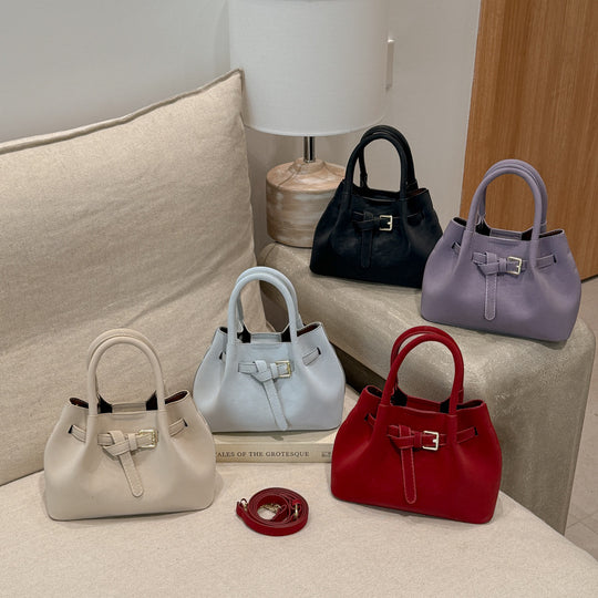 Damen modische Handtasche mit abnehmbarem Plüschanhänger Nord Taschen