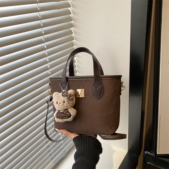 Damen trendige Mini-Tasche mit hochwertigem Krokodilmuster und abnehmbarem Kuscheltier Anhänger Nord Taschen