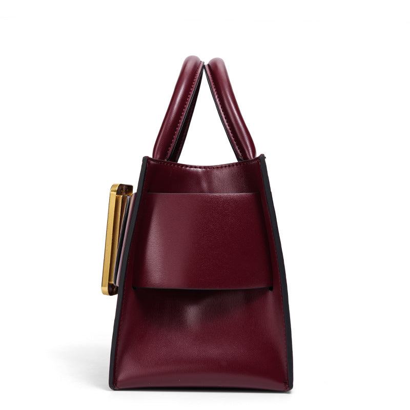 Damen Designer Handtasche mit markantem Schnallenverschluss Nord Taschen