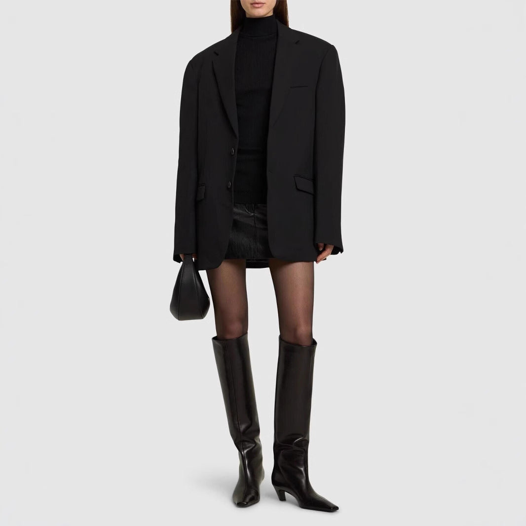 Damen Kniehohe Lederstiefel mit spitz zulaufender Silhouette und mittlerem Absatz Nord Taschen